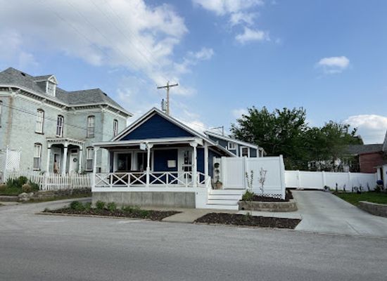 missouri/hannibal/landmark/ol-blue-gallery-and-guesthouse
