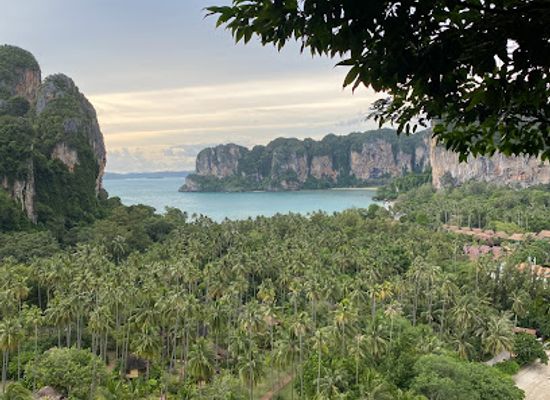 thailand/krabi/landmark/saline-hot-spring-khlong-thom