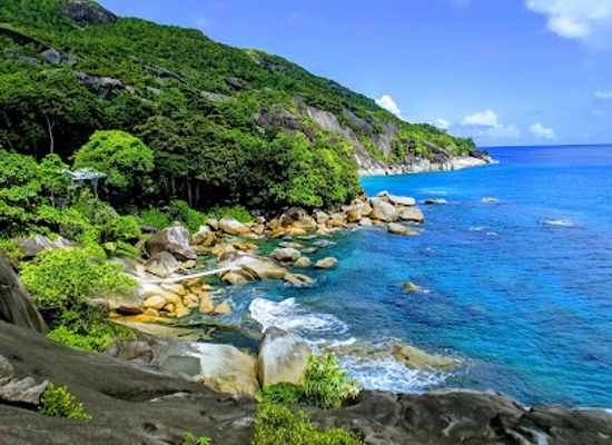 seychelles/ile-d-aurore/landmark/cliff-n-coast-adventure-tours-seychelles