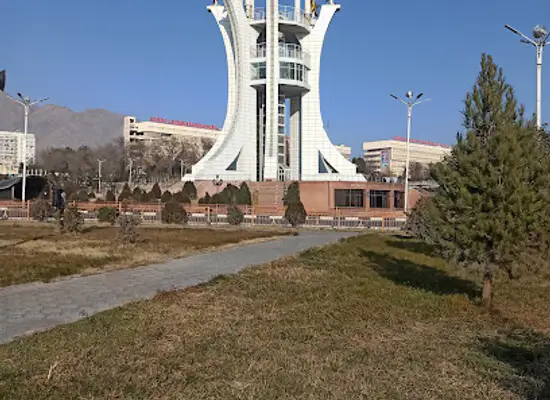 tajikistan/fergana-valley/landmark/stella-khujand