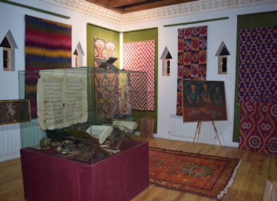 uzbekistan/bukhara/landmark/akbar-house-collection
