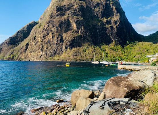 saint-lucia/malgretoute/landmark/era-waterfall-and-rappelling-adventures