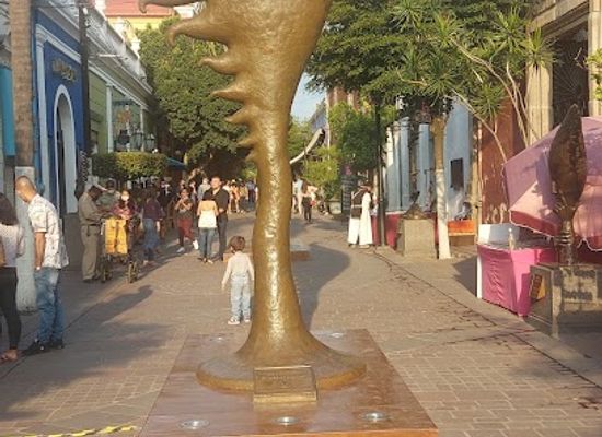 mexico/guadalajara/tlaquepaque-centro/landmark/calle-independencia