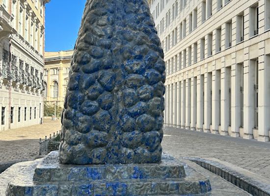 austria/lower-austria/landmark/wellenwasserskulptur