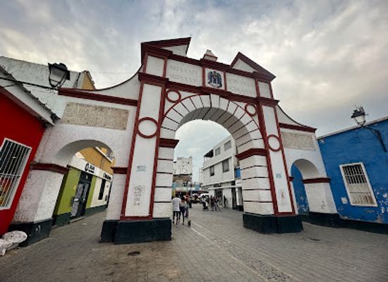 peru/trujillo/landmark/old-wall-trujillo