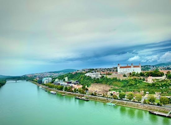 slovakia/tekov/landmark/most-snp-ufo-tower