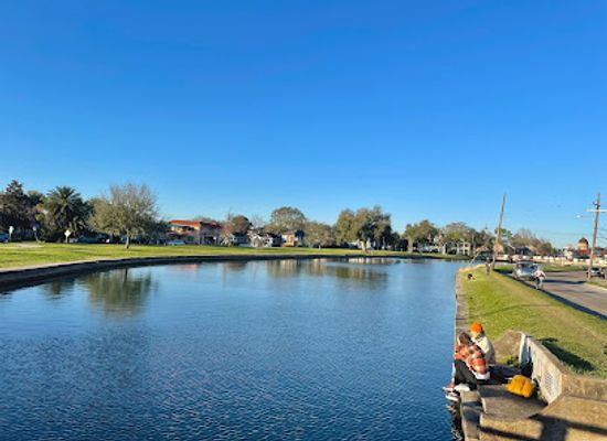 louisiana/greater-new-orleans/landmark/bayou-st-john-historic-district