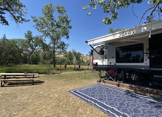 north-dakota/theodore-roosevelt-national-park/landmark/cottonwood-campground