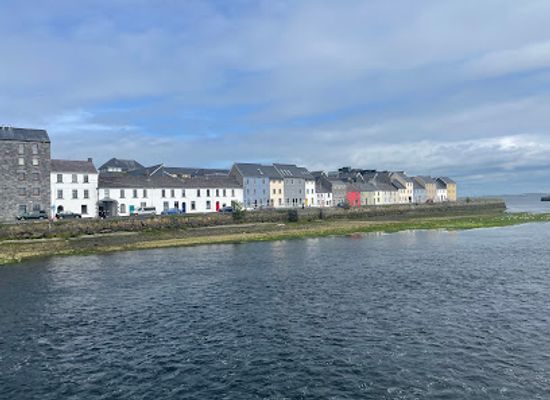 ireland/county-galway/landmark/tribes-tours-galway-free-walking-tour-pub-crawl