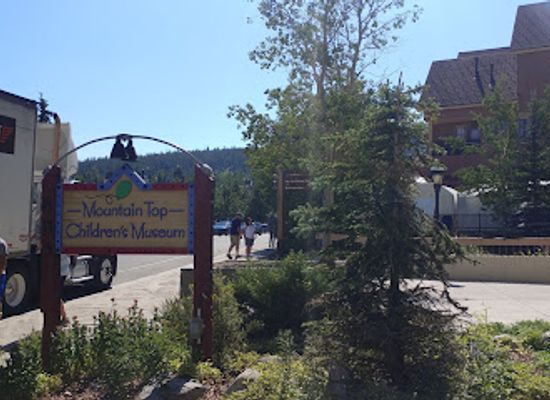 colorado/breckenridge/landmark/mountain-top-explorium