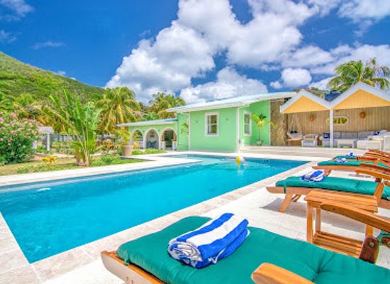 saint-vincent-and-the-grenadines/bequia/landmark/bequia-beach-hotel