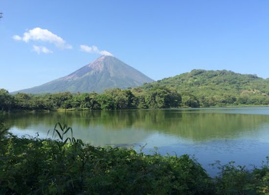 nicaragua/ometepe-island/landmark/charco-verde-park-butterfly-aviary