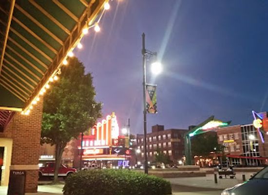 kansas/wichita/old-town/landmark/old-town-information