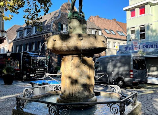 belgium/antwerpse-kempen/landmark/georgsbrunnen
