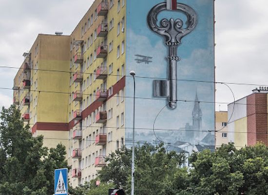 poland/bydgoszcz/landmark/mural-100-lecie-powrotu-bydgoszczy-do-polski