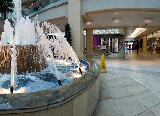 trinidad-and-tobago/st-george-central/landmark/the-falls-at-westmall