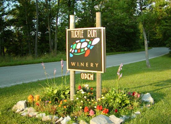 indiana/the-uplands/landmark/turtle-run-winery