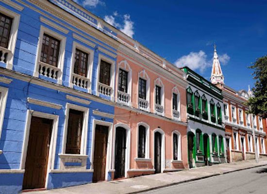 colombia/coffee-axis/landmark/bnb-colombia-tours