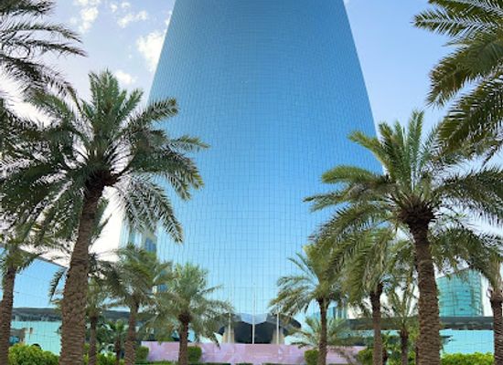 saudi-arabia/riyadh/al-olaya/landmark/kingdom-center-sky-bridge