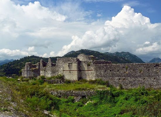montenegro/zeta-plain/landmark/fort-lesendro
