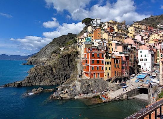 italy/cinque-terre/landmark/cinque-terre-point