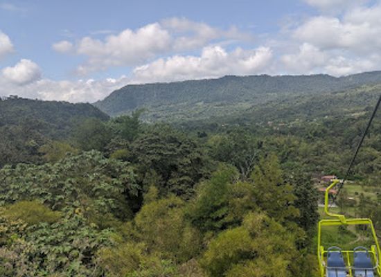 ecuador/northern-sierra/landmark/minjoy-park