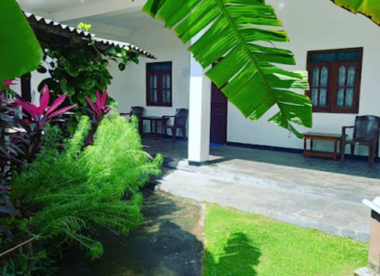 sri-lanka/trincomalee/landmark/lobster-inn
