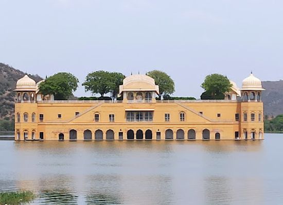 india/jaipur/jal-mahal/landmark/water-palace