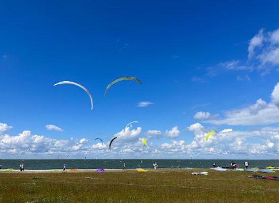 netherlands/ijsselmeer-polders/landmark/hoekipa-dijk