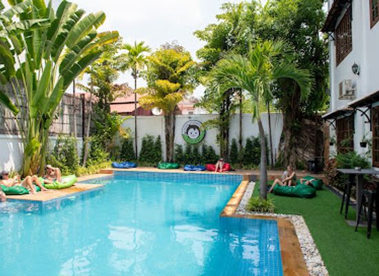 cambodia/siem-reap/landmark/mad-monkey-siem-reap