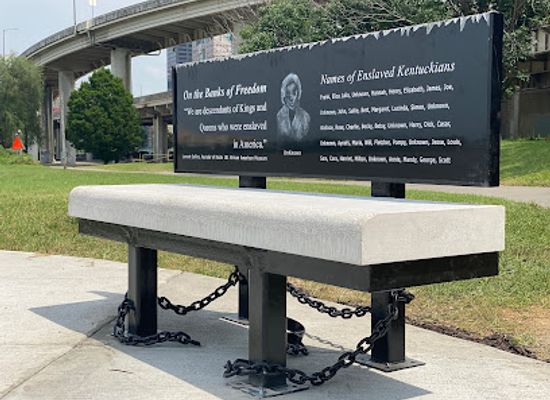 kentucky/louisville/landmark/on-the-banks-of-freedom-un-known-project