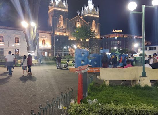 ecuador/ambato/landmark/juan-montalvo-park