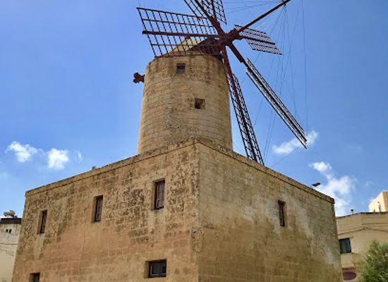 malta/blue-grotto/landmark/mithna-tax-xarolla-xarolla-windmill