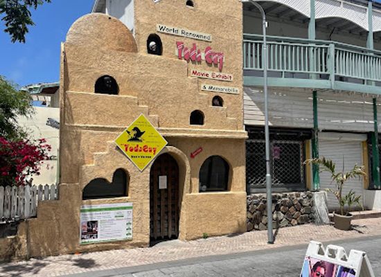 sint-maarten/sint-peters/landmark/yoda-guy-movie-exhibit