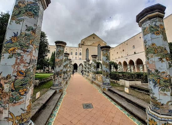 italy/naples/spaccanapoli/landmark/complesso-monumentale-di-santa-chiara