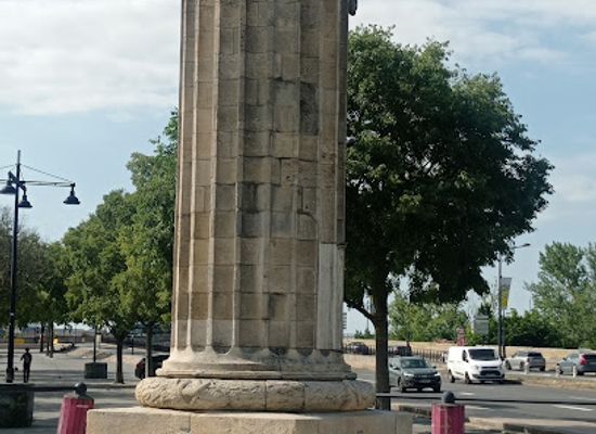 france/bordeaux/saint-michel/landmark/fontaine-de-la-grave