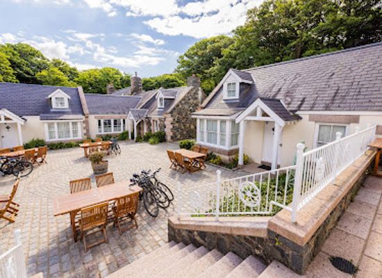 guernsey/sark/landmark/la-moinerie-village