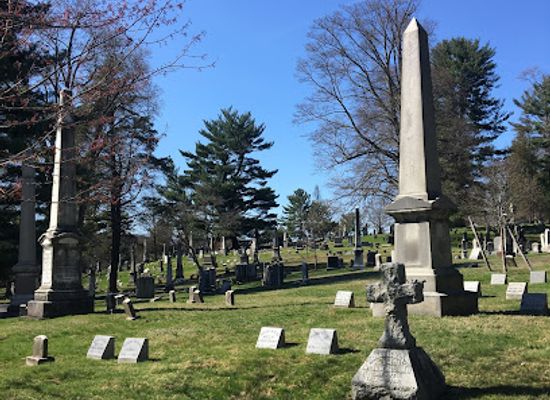 new-york/poughkeepsie/landmark/poughkeepsie-rural-cemetery