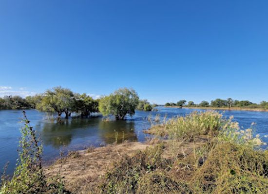 zimbabwe/matabeleland-north/landmark/zambezi-national-park