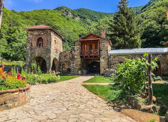 georgia/mtskheta-mtianeti/landmark/kvatakhevi-monastery-complex