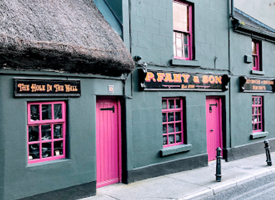 ireland/county-galway/landmark/hole-in-the-wall