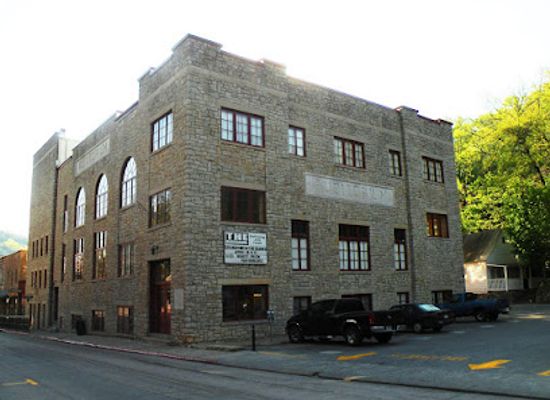 arkansas/eureka-springs/landmark/city-auditorium