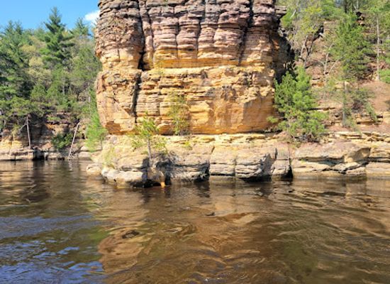 wisconsin/driftless-area/landmark/dells-of-the-wisconsin-river-state-natural-area