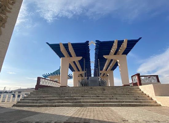 uzbekistan/djizak/landmark/jizzax-suvayirg-ichi