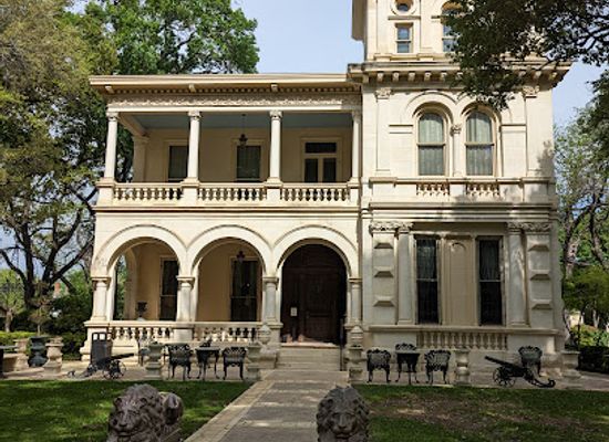 texas/south-texas/landmark/villa-finale-museum-gardens
