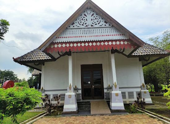 indonesia/semarang/landmark/grand-maerakaca