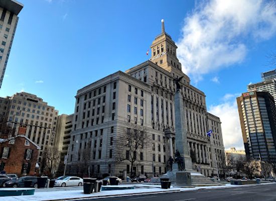 canada/greater-toronto-area/landmark/canada-life-building