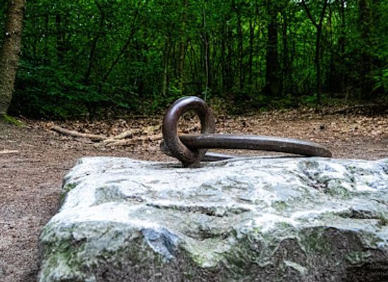 netherlands/veluwe-national-park/landmark/center-of-gravity-of-the-netherlands