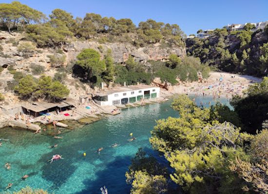 spain/balearic-islands/landmark/platja-de-cala-pi