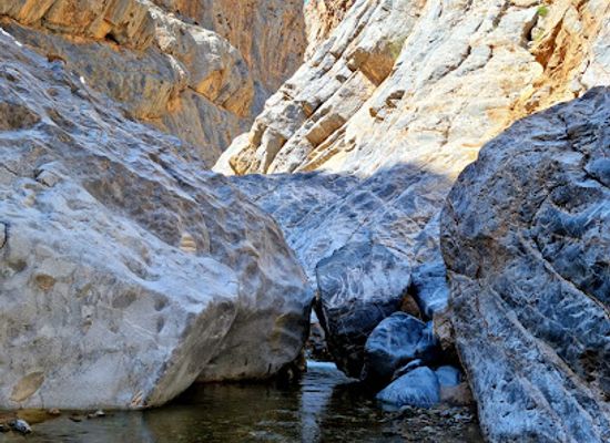 oman/ad-dhahirah-governorate/landmark/the-chains-oman